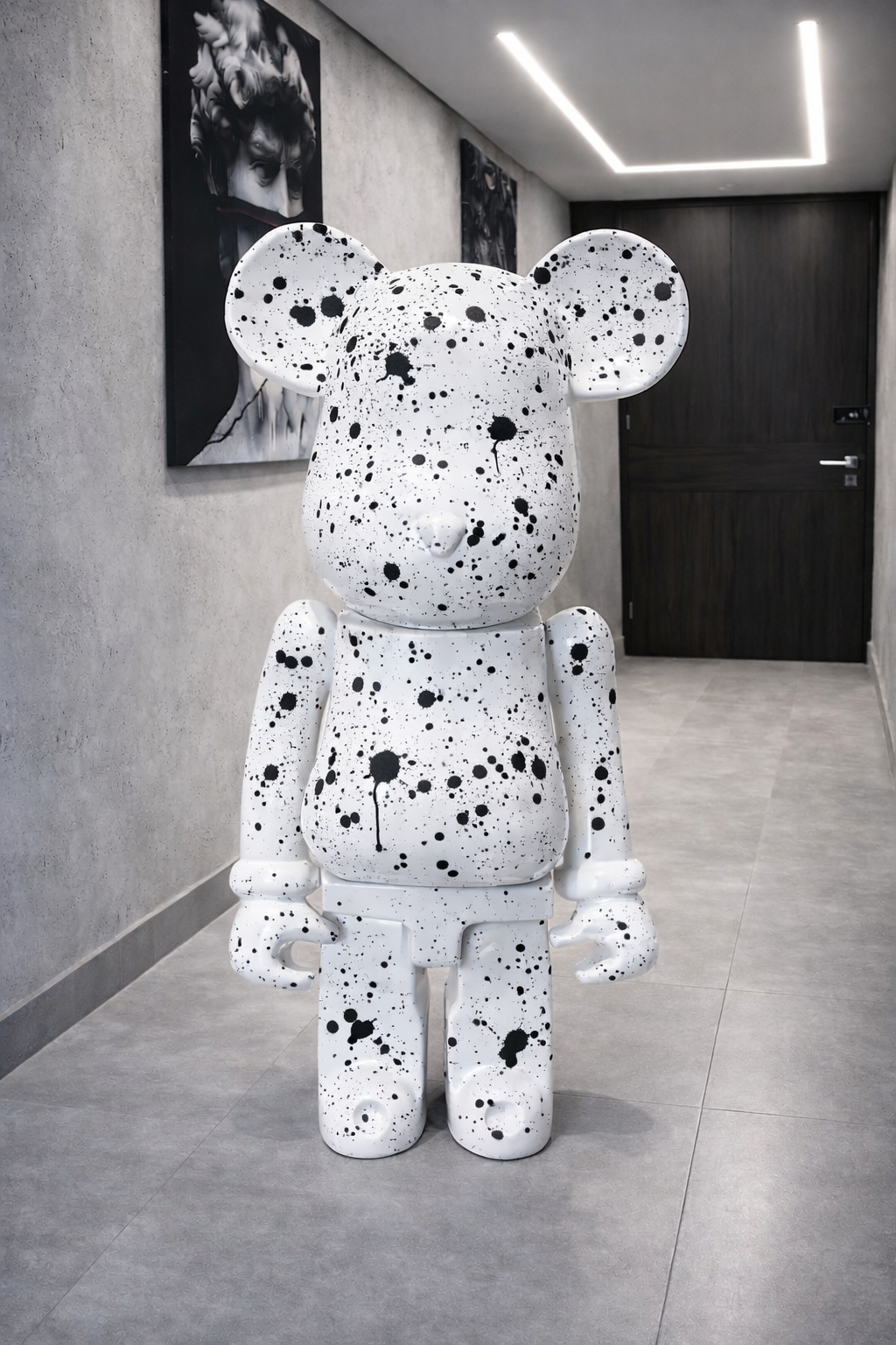 Bearbrick White & Black