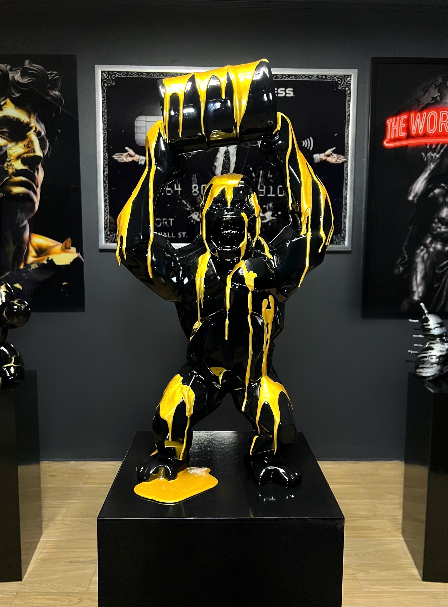 Luxury Gorilla / Black & Gold