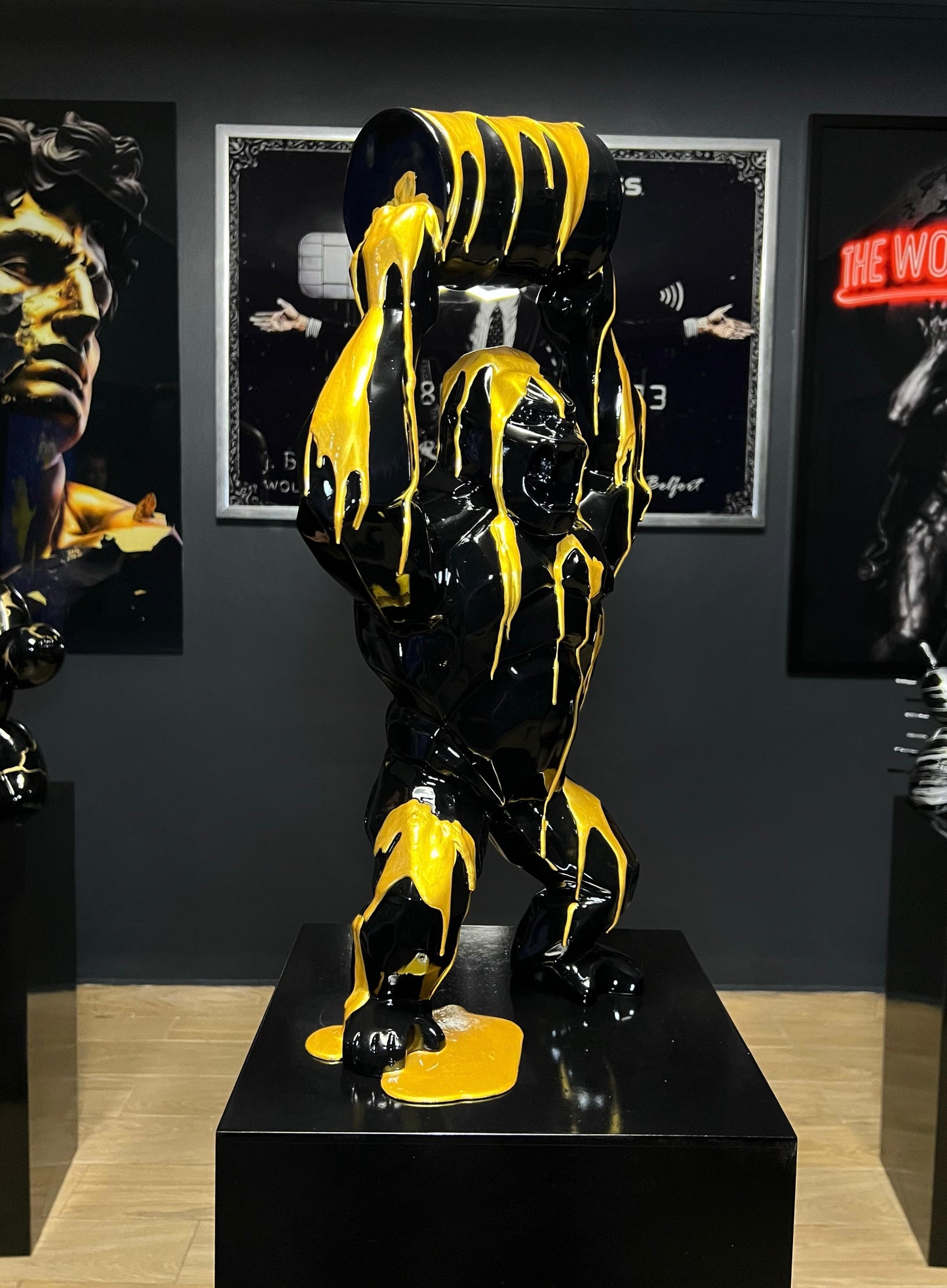 Luxury Gorilla / Black & Gold
